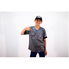 JERSEY GRIS RAYADO JUVENIL 2025